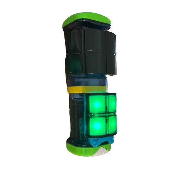 Hasbro Gaming Bop It! Tetris Electronic Twist Puzzle Game Tested - Picture 4 of 13